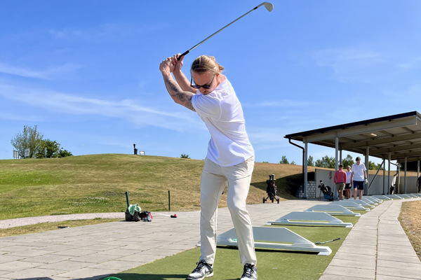 Lukas Nilssons golfspel skapar magi på handbollsplanen